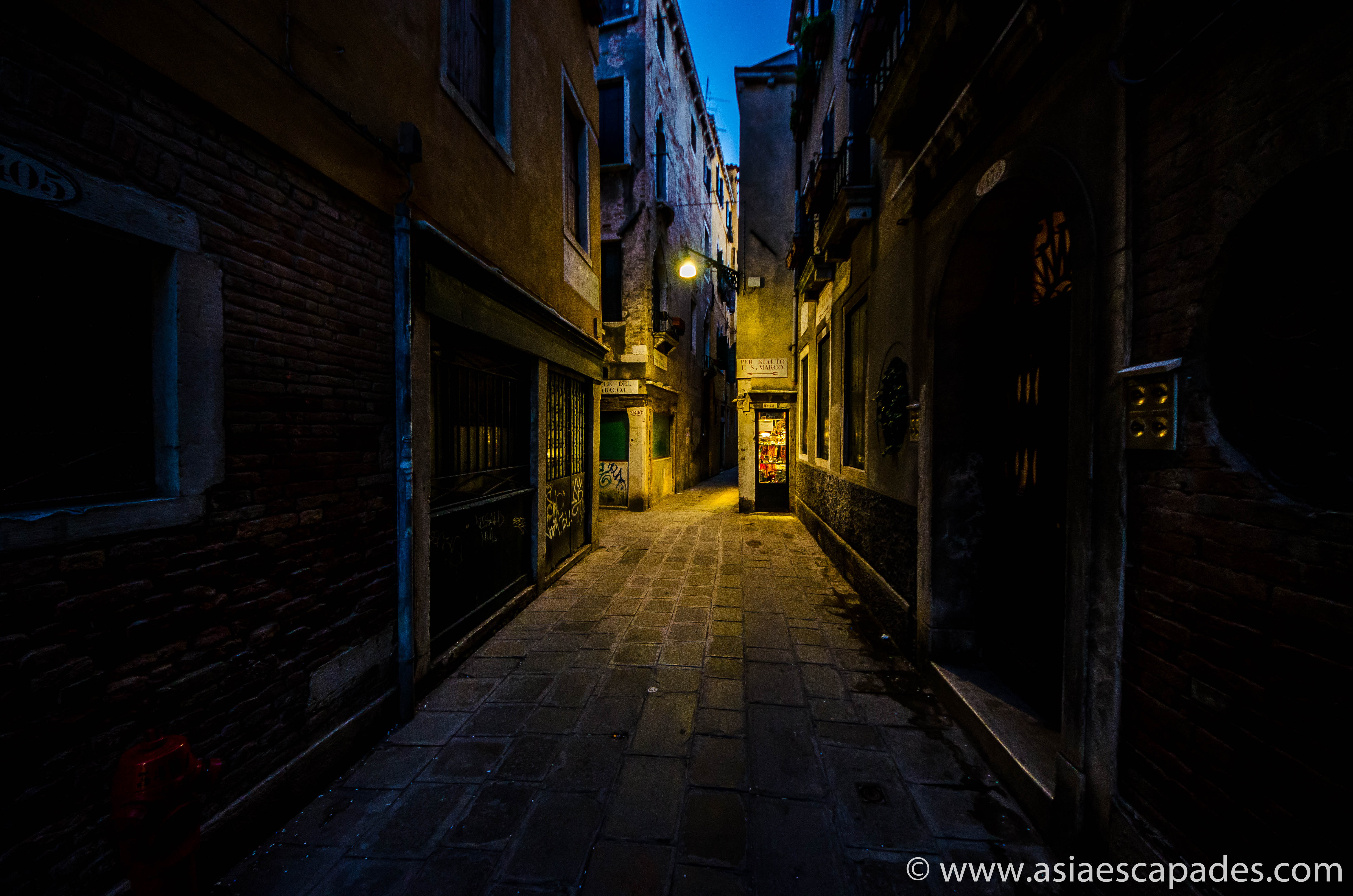 Streets of Venice – Photo Gallery
